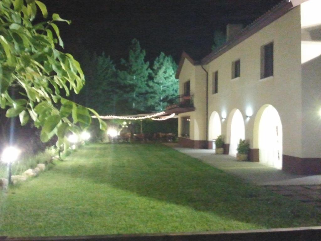Hotel Rural Villarromana Saldana Exterior photo